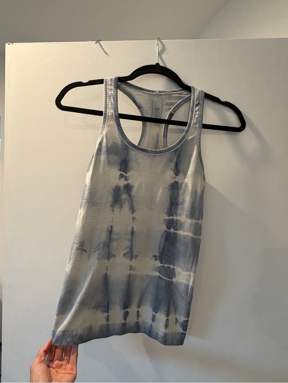 lululemon athletica Swiftly Tech Blue and White Tie-Dye Racerback Tank
